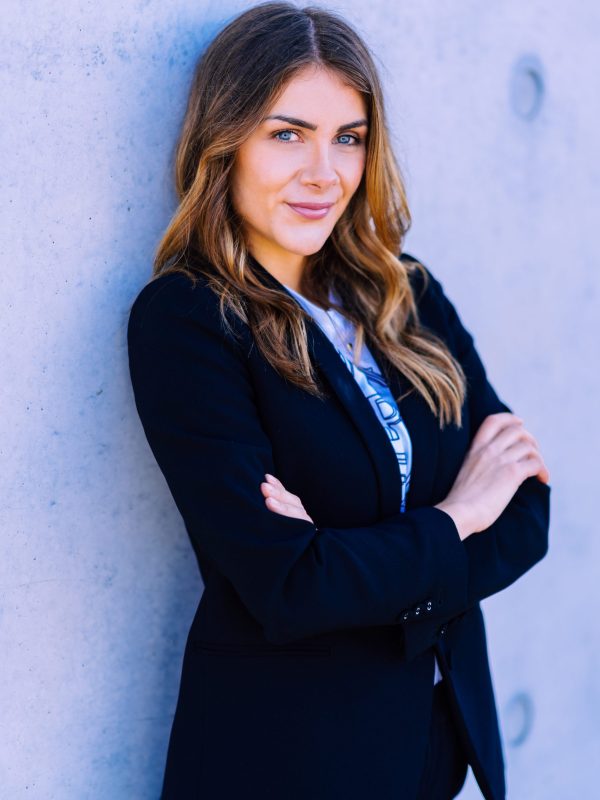 Businessportrait einer erfolgreichen Unternehmerin – aufgenommen im Sauerland, NRW